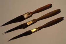 dagger brushes